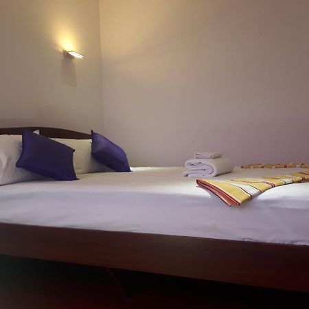 Brinthavanam Days Inn Jaffna Exterior foto