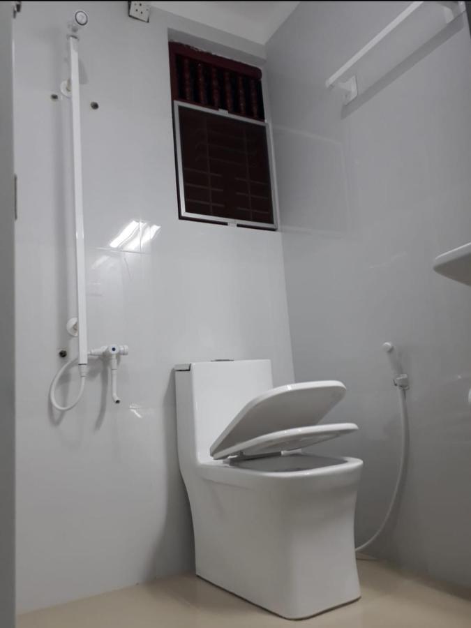 Brinthavanam Days Inn Jaffna Exterior foto
