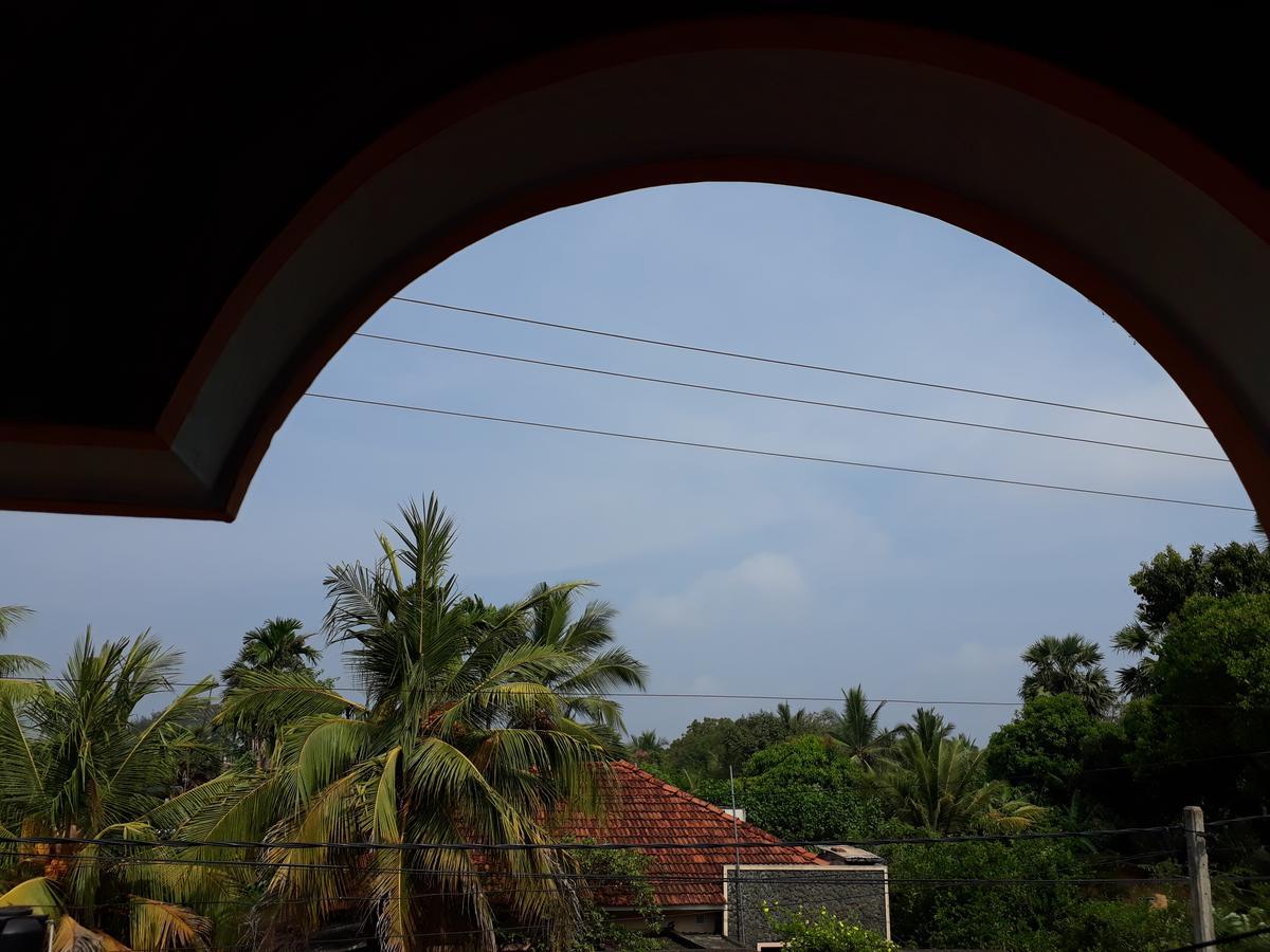 Brinthavanam Days Inn Jaffna Exterior foto
